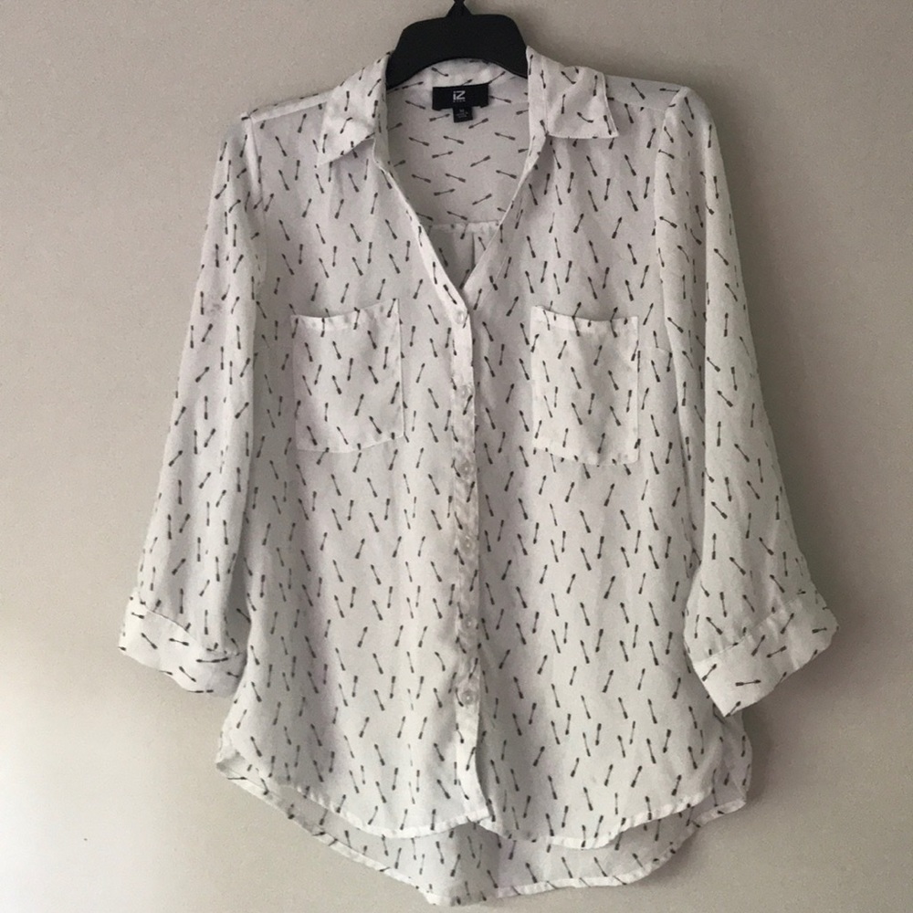 White arrow pattern dress shirt